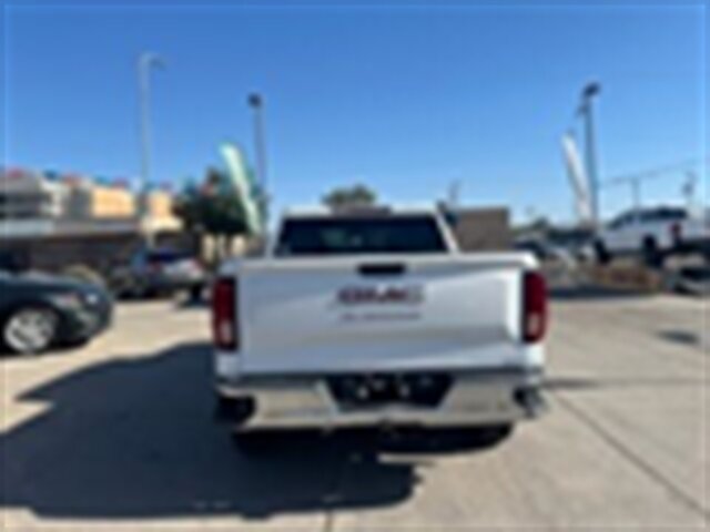 2020 GMC Sierra 1500 - Photo 2 - Phoenix, AZ 85006