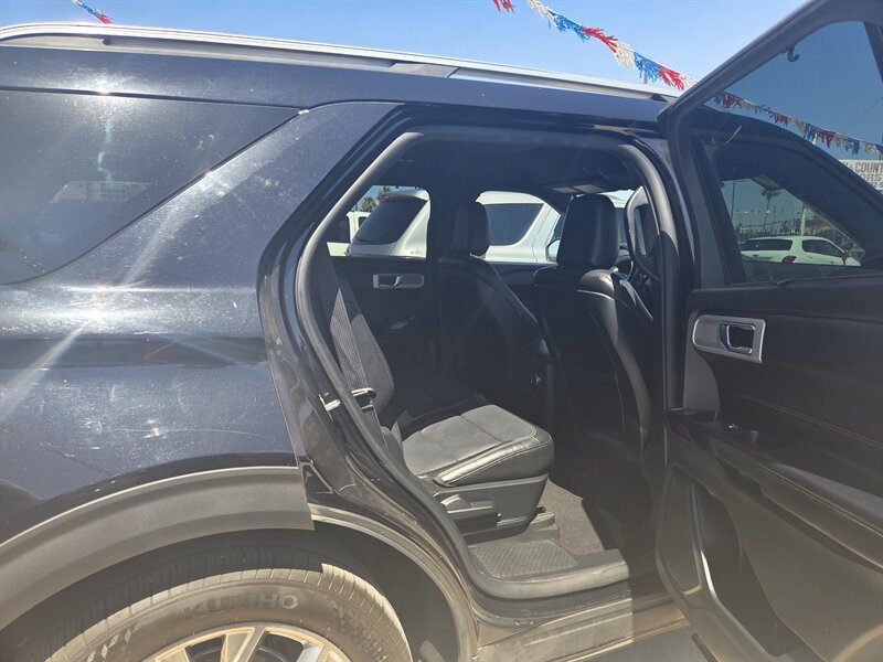 2020 Ford Explorer Limited - Photo 17 - Phoenix, AZ 85006