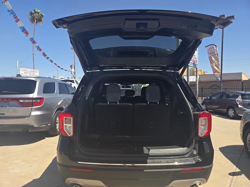 2020 Ford Explorer Limited - Photo 13 - Phoenix, AZ 85006