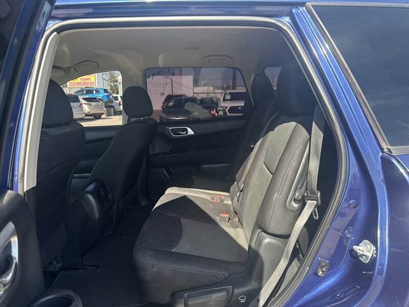 2017 Nissan Pathfinder S - Photo 9 - Phoenix, AZ 85006