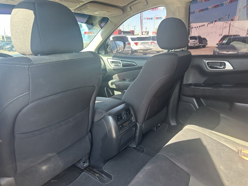 2017 Nissan Pathfinder S - Photo 8 - Phoenix, AZ 85006