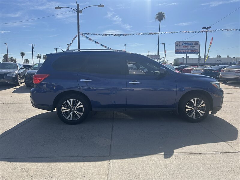 2017 Nissan Pathfinder S - Photo 11 - Phoenix, AZ 85006