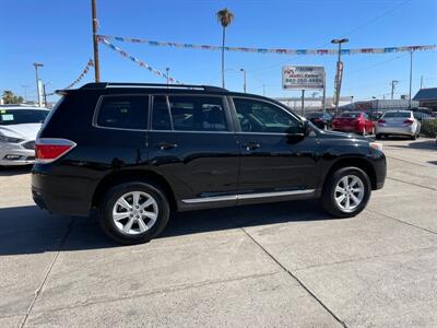 2013 Toyota Highlander   - Photo 9 - Phoenix, AZ 85006