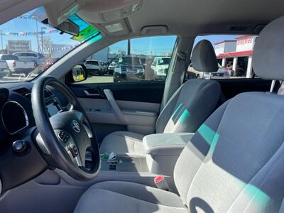 2013 Toyota Highlander   - Photo 4 - Phoenix, AZ 85006