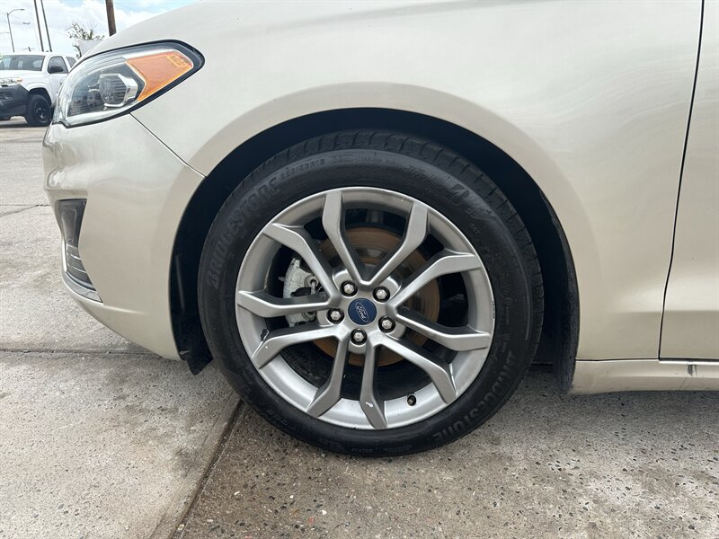 2019 Ford Fusion SEL - Photo 14 - Phoenix, AZ 85006