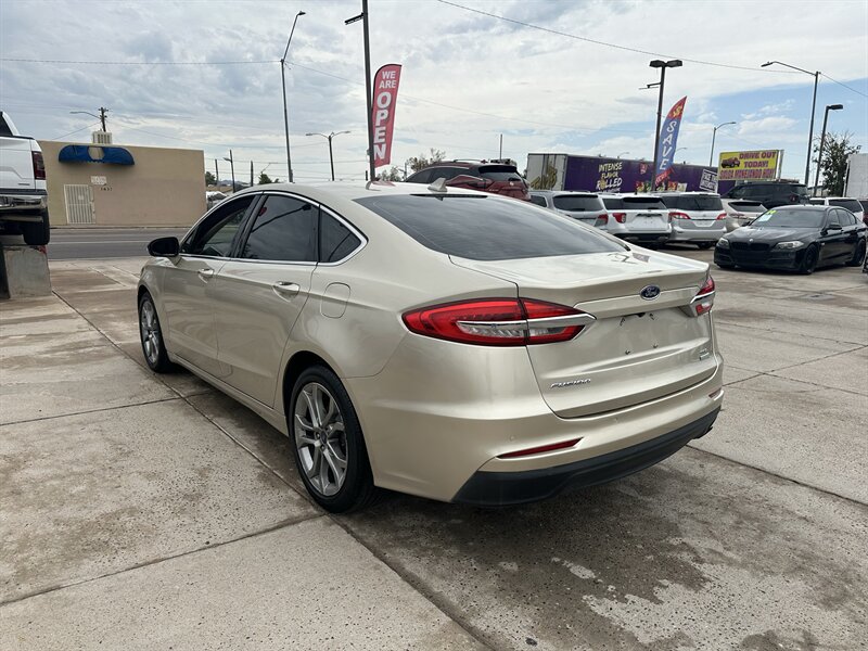 2019 Ford Fusion SEL - Photo 13 - Phoenix, AZ 85006