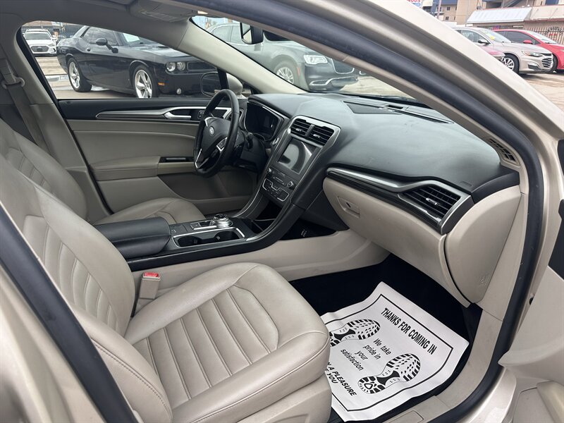 2019 Ford Fusion SEL - Photo 7 - Phoenix, AZ 85006
