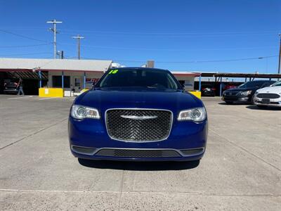 2018 Chrysler 300 Series Touring   - Photo 14 - Phoenix, AZ 85006