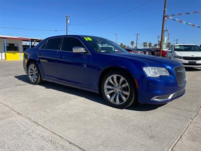 2018 Chrysler 300 Series Touring   - Photo 13 - Phoenix, AZ 85006