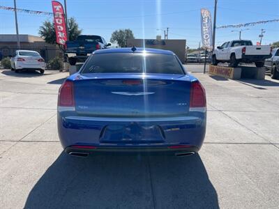 2018 Chrysler 300 Series Touring   - Photo 8 - Phoenix, AZ 85006