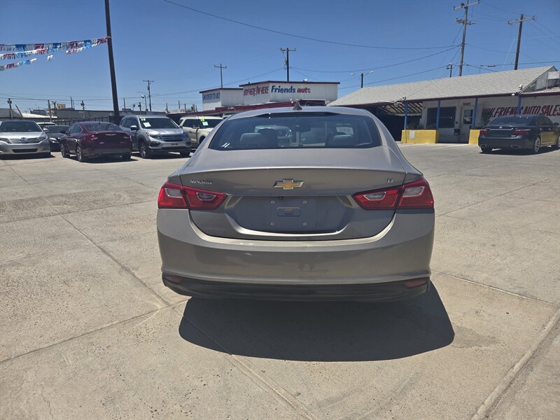 2023 Chevrolet Malibu LT - Photo 5 - Phoenix, AZ 85006