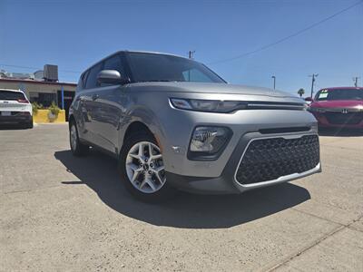 2022 Kia Soul LX Wagon