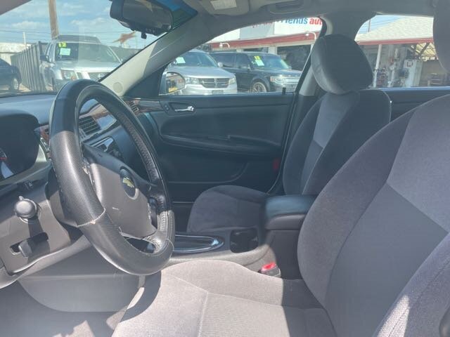 2014 Chevrolet Impala Limited LT Fleet - Photo 5 - Phoenix, AZ 85006