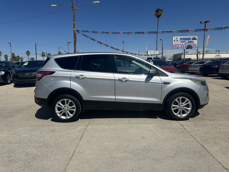 2017 Ford Escape SE - Photo 11 - Phoenix, AZ 85006