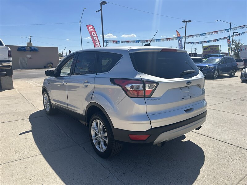 2017 Ford Escape SE - Photo 14 - Phoenix, AZ 85006