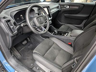 2023 Volvo C40 Recharge Twin Ultimate   - Photo 2 - Bountiful, UT 84010