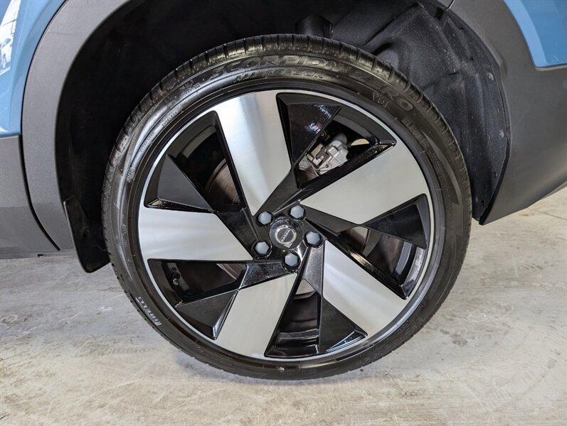 2023 Volvo C40 Recharge Twin Ultimate - Photo 14 - Bountiful, UT 84010
