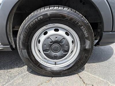 2018 Ford Transit 350 XL  12-Passenger - Photo 12 - Bountiful, UT 84010