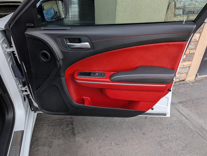 2022 Dodge Charger Scat Pack Widebody - Photo 30 - Bountiful, UT 84010