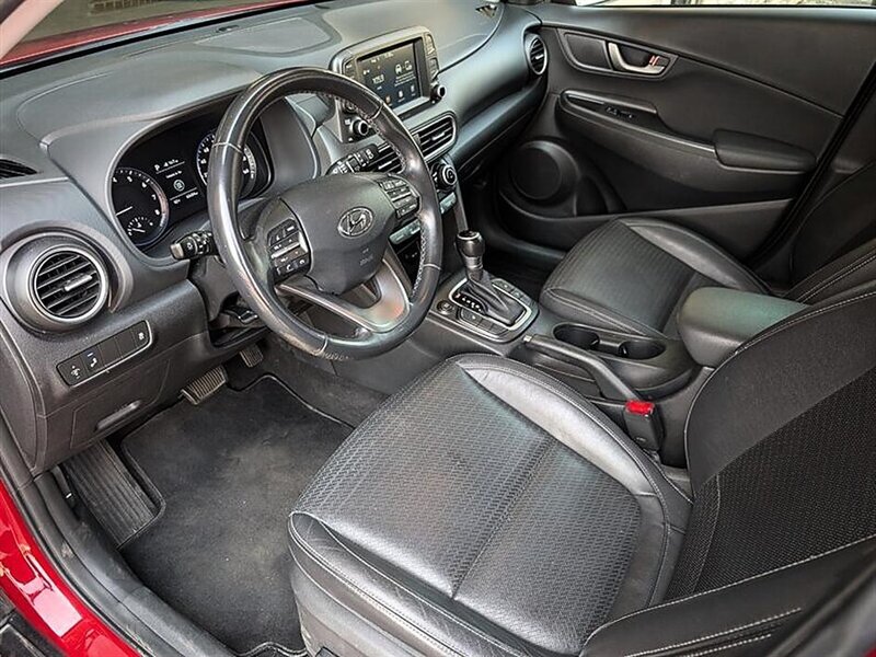 2018 Hyundai KONA Limited - Photo 2 - Bountiful, UT 84010