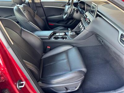 2020 Genesis G70 2.0T   - Photo 13 - St. George, UT 84770-2625