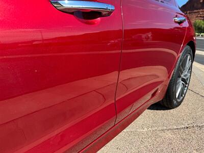 2020 Genesis G70 2.0T   - Photo 28 - St. George, UT 84770-2625