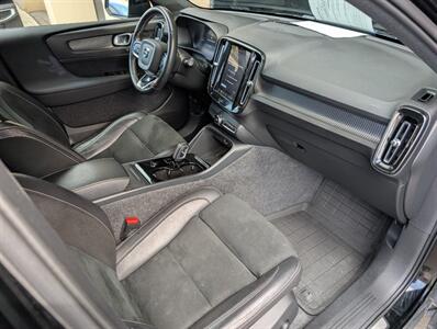 2021 Volvo XC40 Recharge Pure Electric P8 - Photo 4 - Bountiful, UT 84010