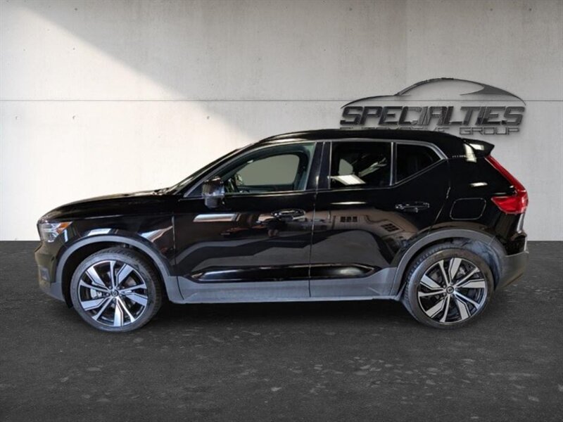2021 Volvo XC40 Recharge Pure Electric P8 - Photo 7 - Bountiful, UT 84010