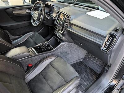2021 Volvo XC40 Recharge Pure Electric P8 - Photo 4 - Bountiful, UT 84010