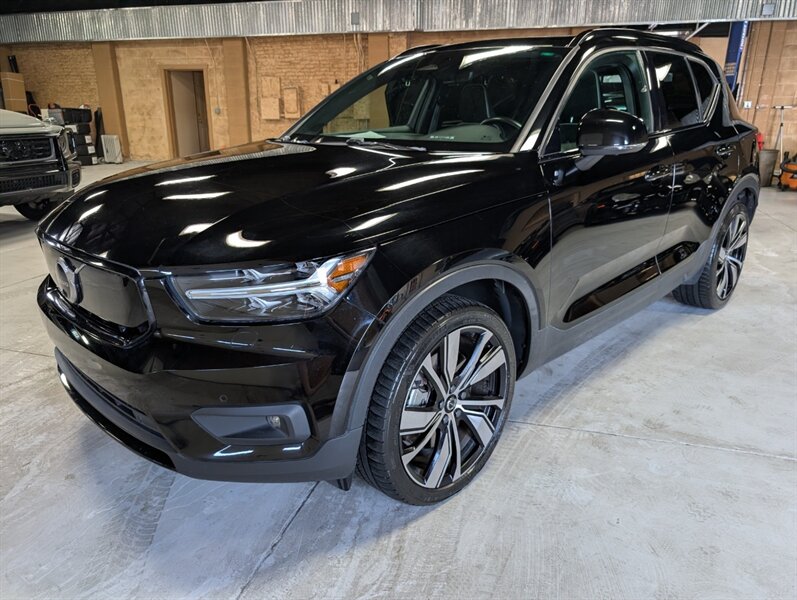 2021 Volvo XC40 Recharge Pure Electric P8 - Photo 5 - Bountiful, UT 84010