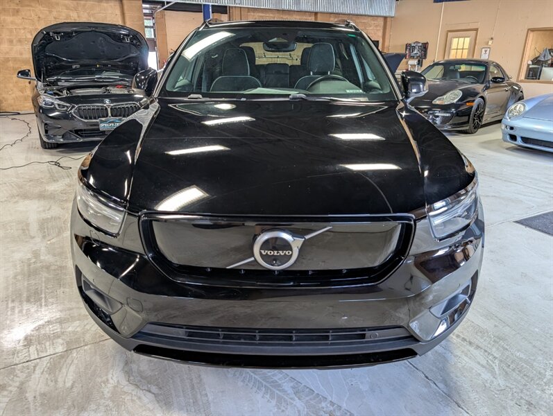 2021 Volvo XC40 Recharge Pure Electric P8 - Photo 6 - Bountiful, UT 84010