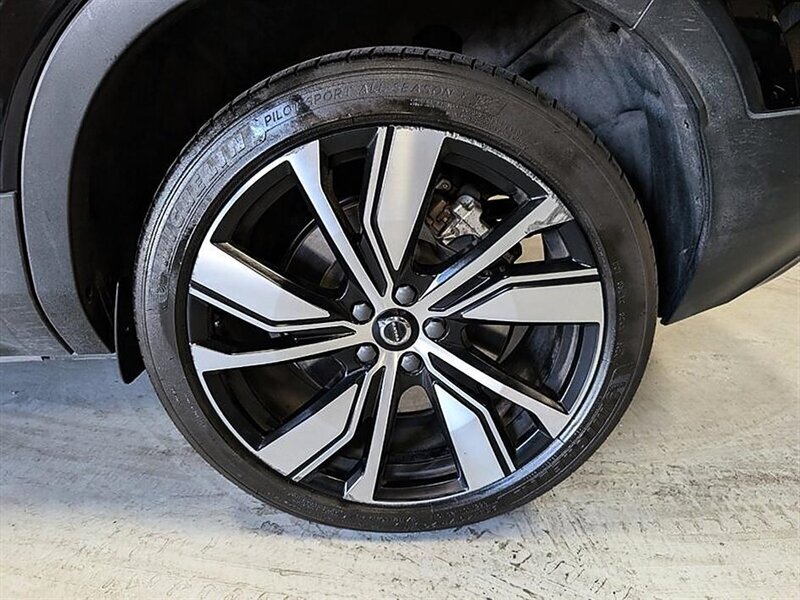 2021 Volvo XC40 Recharge Pure Electric P8 - Photo 14 - Bountiful, UT 84010