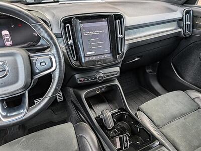 2021 Volvo XC40 Recharge Pure Electric P8 - Photo 23 - Bountiful, UT 84010