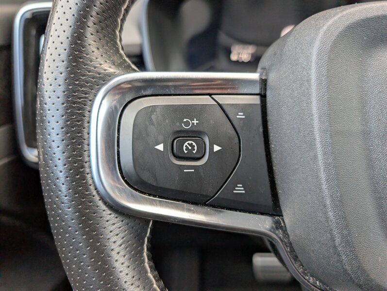 2021 Volvo XC40 Recharge Pure Electric P8 - Photo 21 - Bountiful, UT 84010