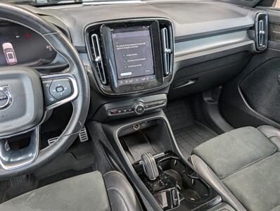 2021 Volvo XC40 Recharge Pure Electric P8 - Photo 23 - Bountiful, UT 84010
