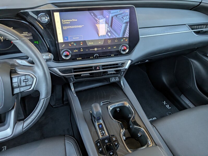 2025 Lexus RX 350 Premium - Photo 23 - Bountiful, UT 84010