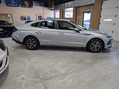2026 Hyundai SONATA Hybrid Blue - Photo 11 - Bountiful, UT 84010
