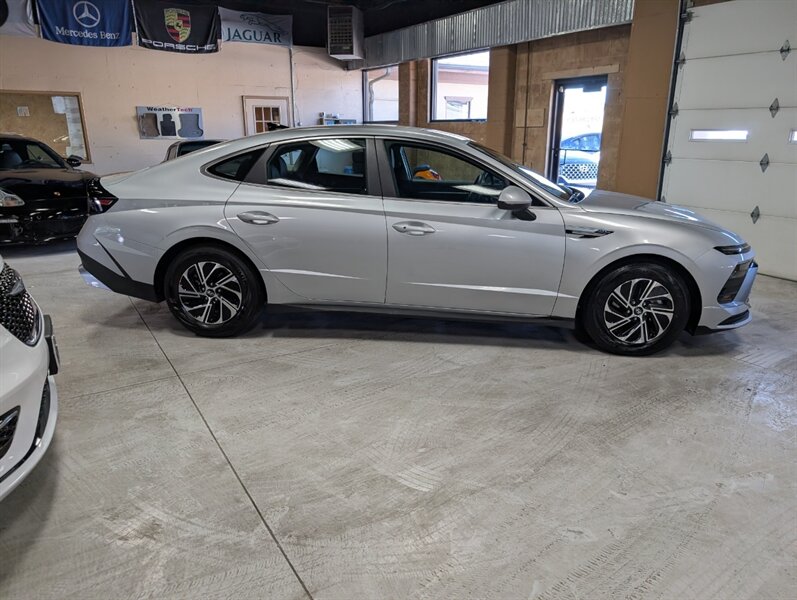 2026 Hyundai SONATA Hybrid Blue - Photo 11 - Bountiful, UT 84010