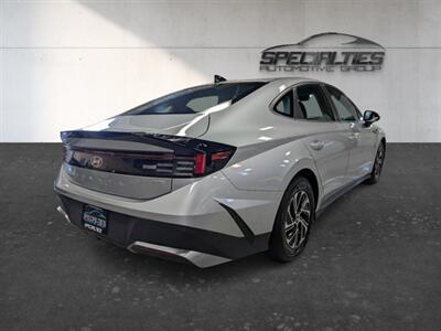 2026 Hyundai SONATA Hybrid Blue - Photo 10 - Bountiful, UT 84010