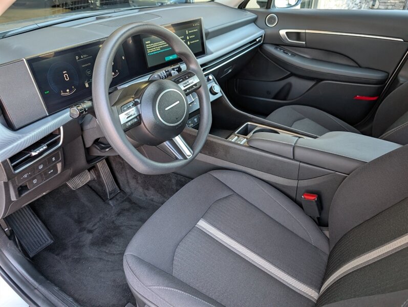 2026 Hyundai SONATA Hybrid Blue - Photo 2 - Bountiful, UT 84010