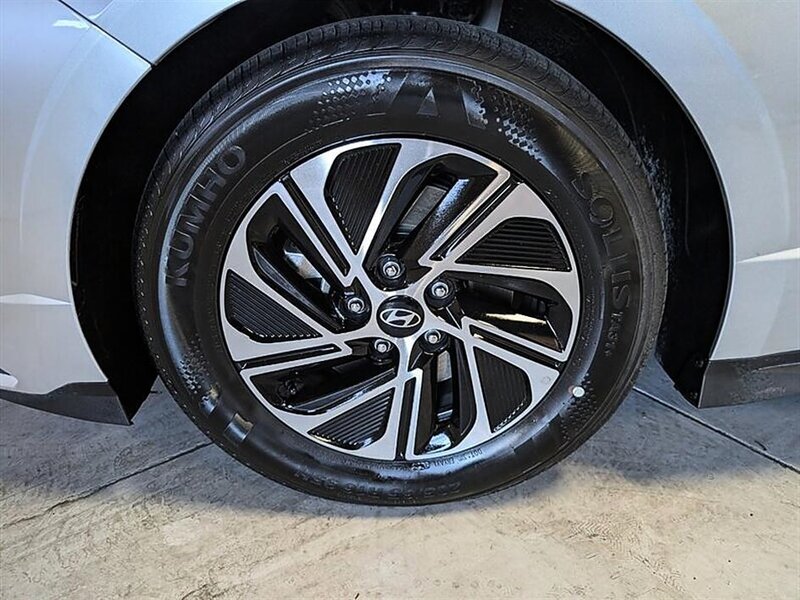 2026 Hyundai SONATA Hybrid Blue - Photo 15 - Bountiful, UT 84010