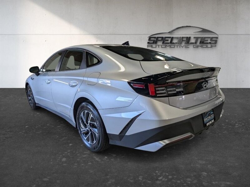 2026 Hyundai SONATA Hybrid Blue - Photo 8 - Bountiful, UT 84010