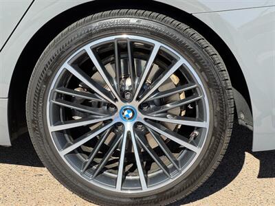 2022 BMW 530e xDrive   - Photo 35 - St. George, UT 84770-2625