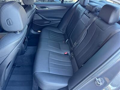 2022 BMW 530e xDrive   - Photo 11 - St. George, UT 84770-2625