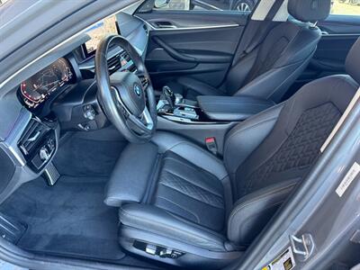 2022 BMW 530e xDrive   - Photo 9 - St. George, UT 84770-2625