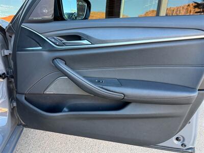 2022 BMW 530e xDrive   - Photo 52 - St. George, UT 84770-2625