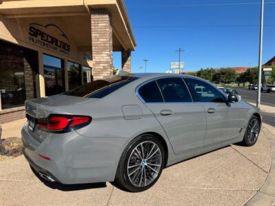 2022 BMW 530e xDrive   - Photo 32 - St. George, UT 84770-2625
