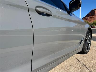 2022 BMW 530e xDrive   - Photo 30 - St. George, UT 84770-2625