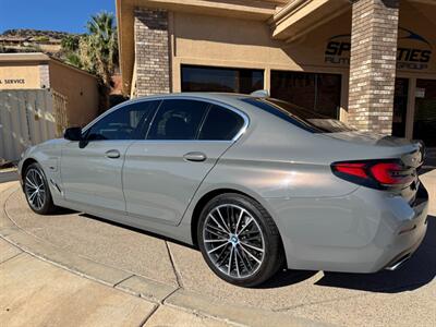 2022 BMW 530e xDrive   - Photo 31 - St. George, UT 84770-2625