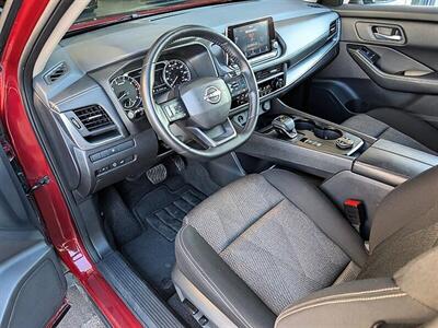 2025 Nissan Rogue SV   - Photo 2 - Bountiful, UT 84010
